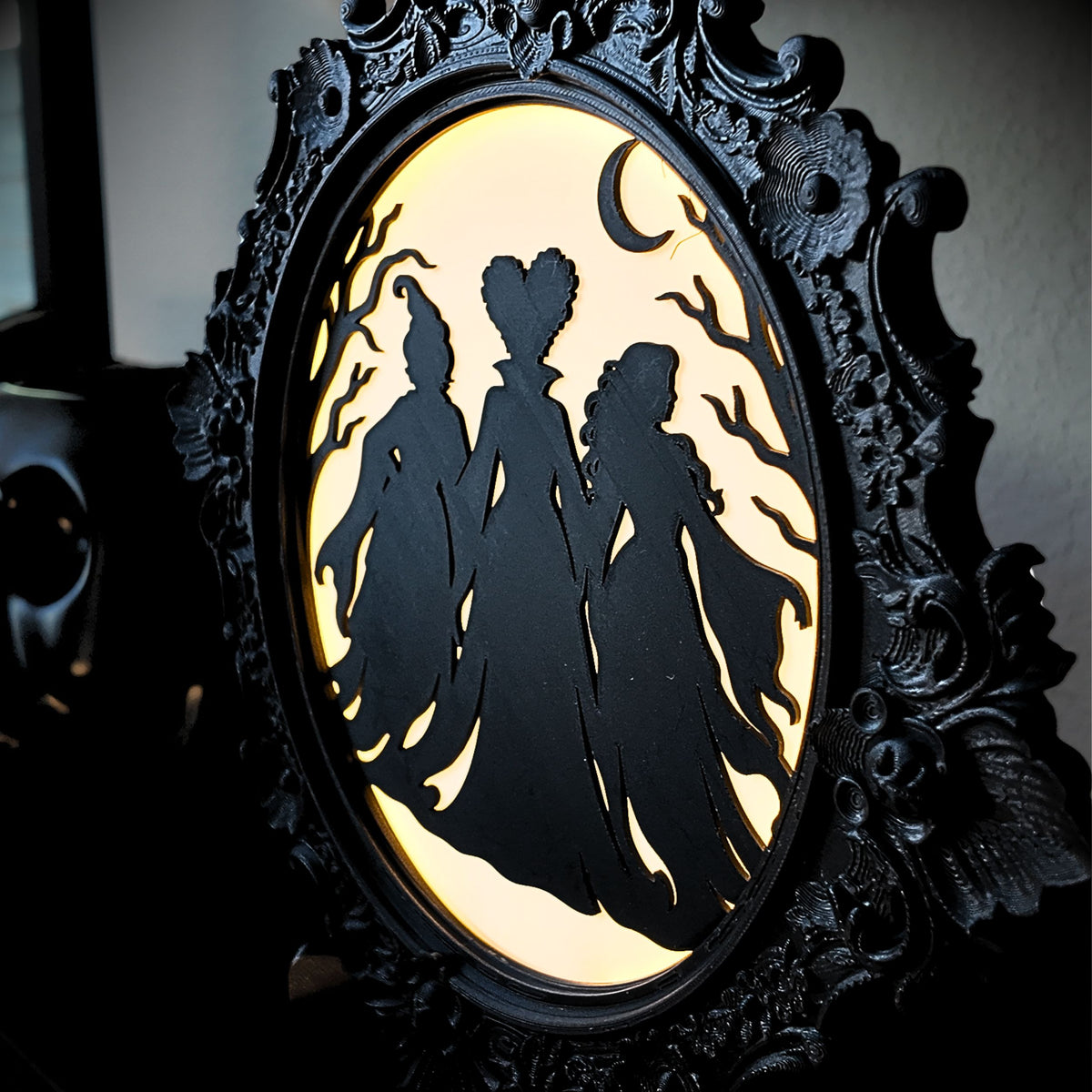 The Haunted Portrait - Ornate Gothic Hocus Pocus Illuminated Art Frame